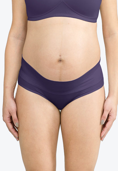 Intimate Portal maternity underwear under the pump