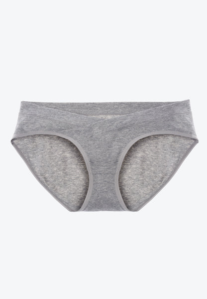 Intimate Portal pregnancy bikini panties under the bump